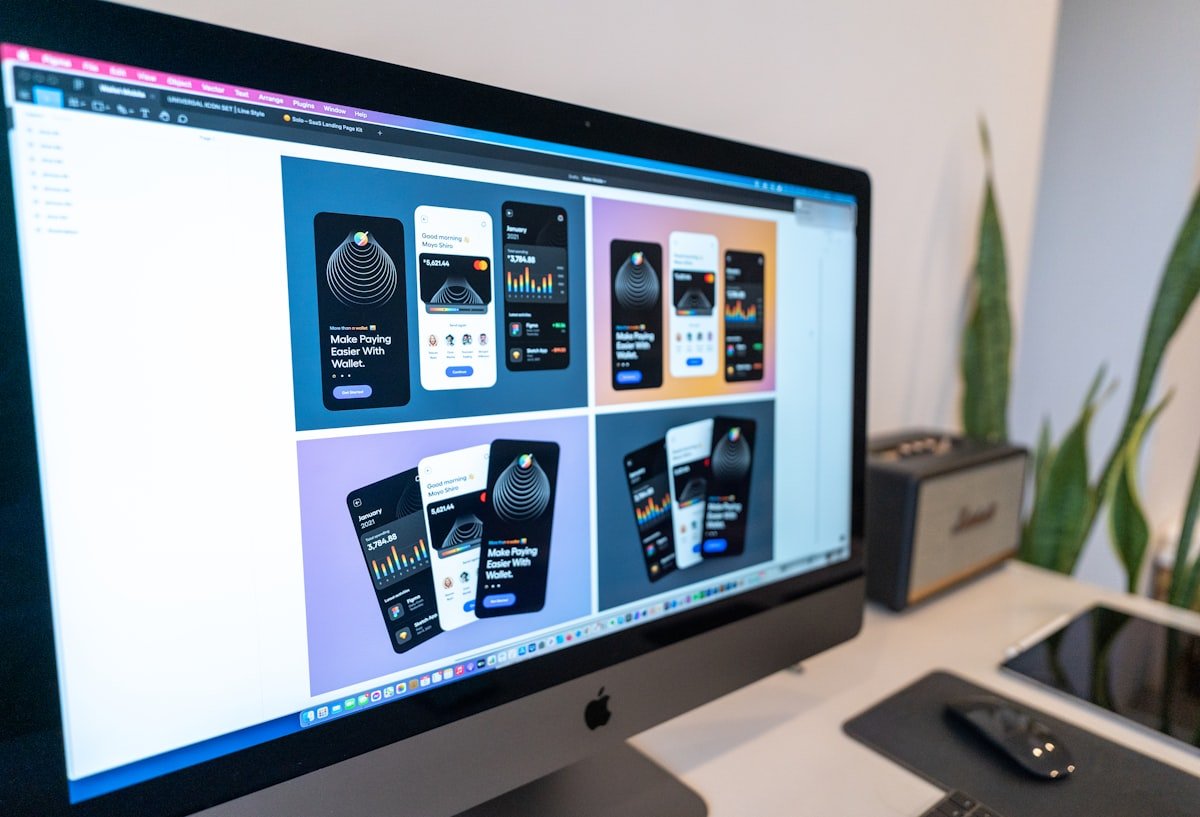 The best UI/UX courses in Hyderabad are built around real design problems, not just tool tutorials